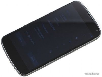 Il nuovo dispositivo Nexus 4 di LG avrà la bellezza di 16GB di memoria integrata!!