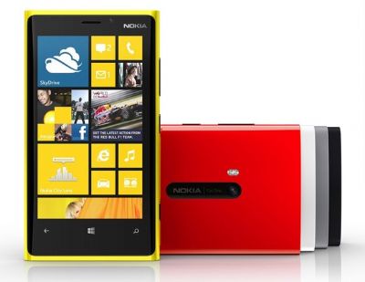 Il Lumia 920 di Nokia ufficialmente protagonista di un video ''hands on'' di tutto rispetto!