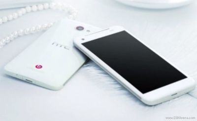 Prime informazioni sul dispositivo HTC M7, un FullHD con CPU quad core!!
