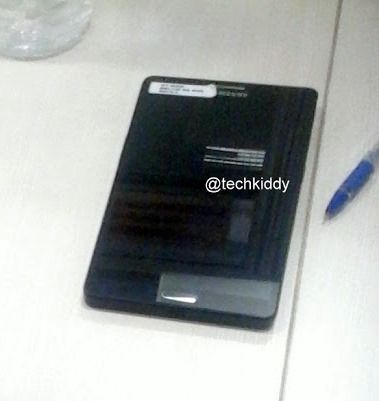 Una prima probabile immagine del tanto atteso Note III di Samsung