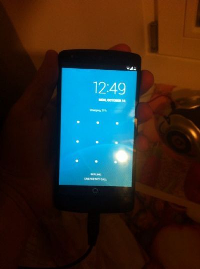 Ecco una foto ufficiale e vera del tanto atteso Nexus 5