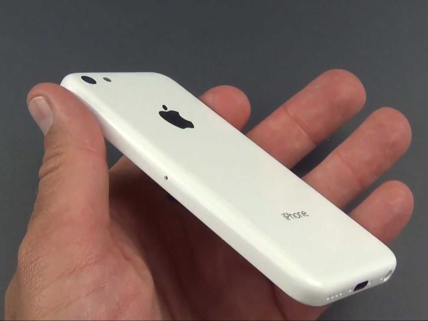 Ora è ufficiale: l' iPhone 5C di Apple verrà tolto dal mercato