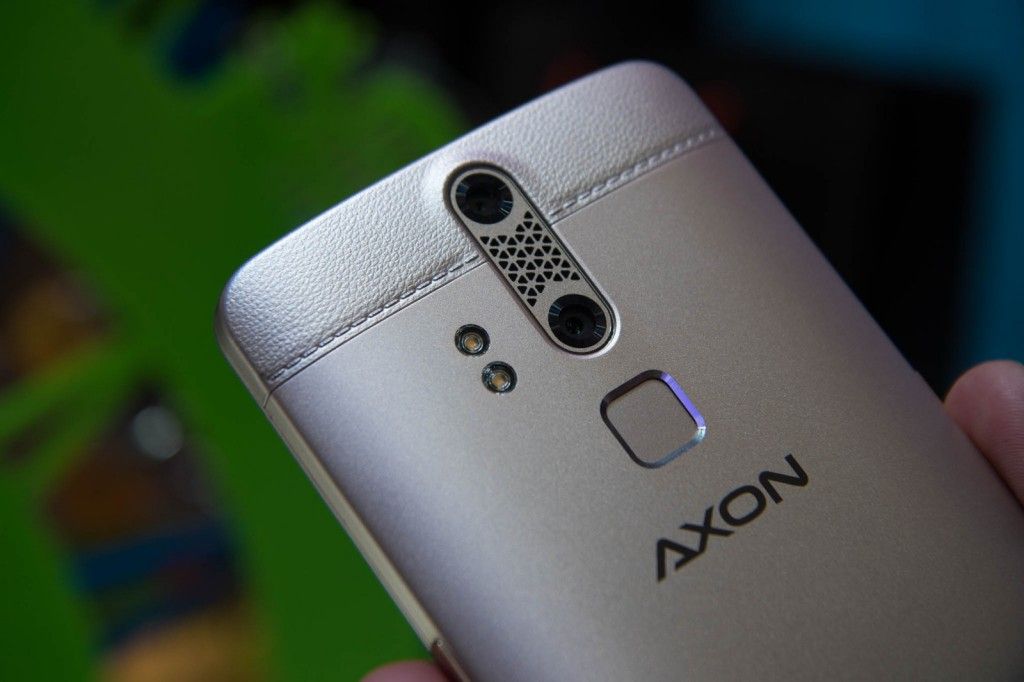 ZTE Axon Elite